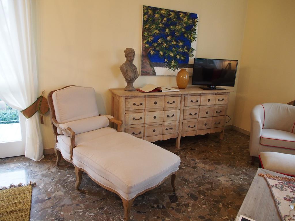 Appartement Provenzale à Desenzano del Garda Chambre photo