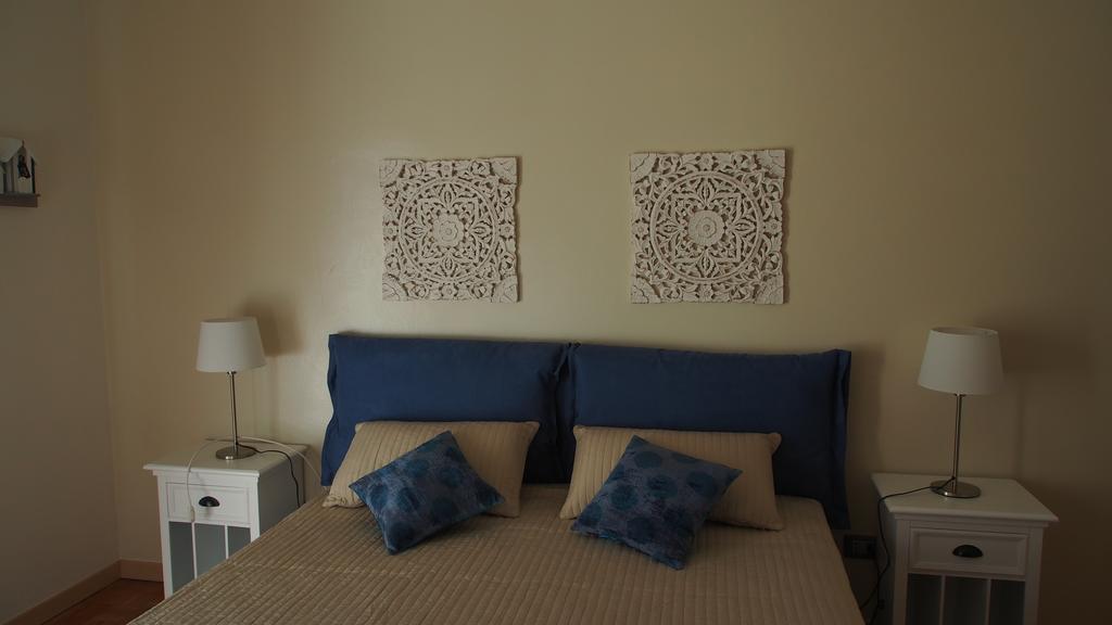 Appartement Provenzale à Desenzano del Garda Chambre photo