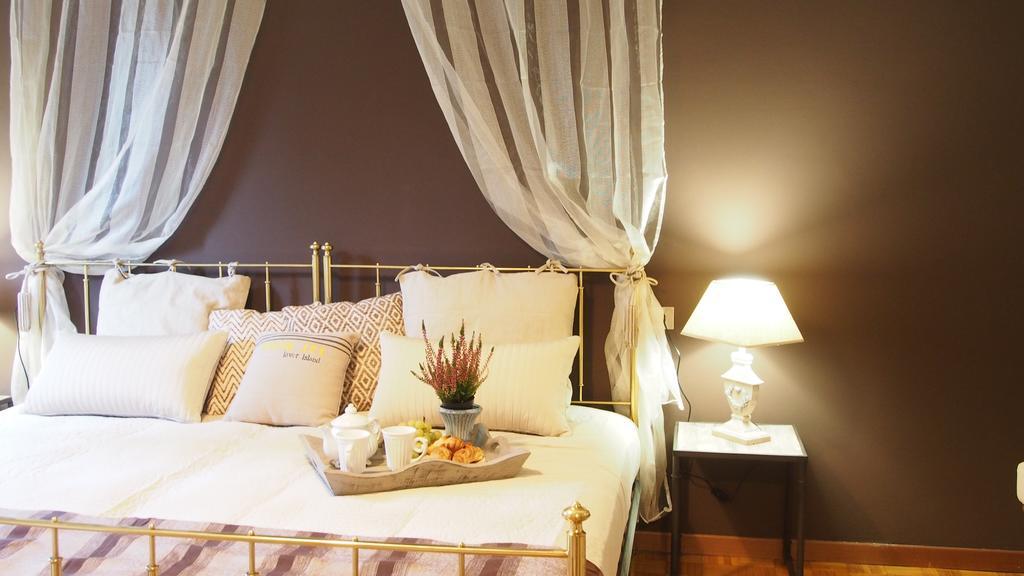 Appartement Provenzale à Desenzano del Garda Chambre photo