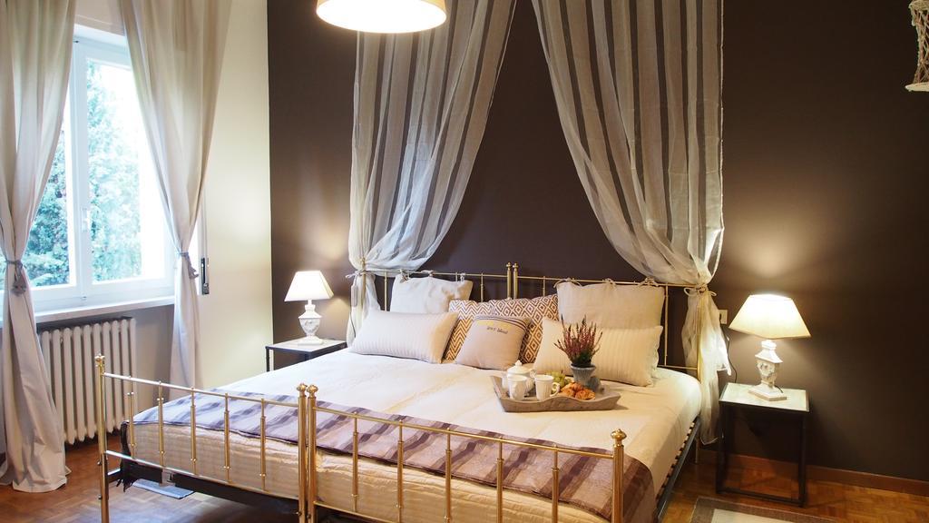 Appartement Provenzale à Desenzano del Garda Chambre photo
