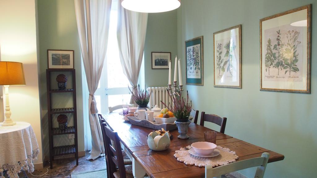 Appartement Provenzale à Desenzano del Garda Chambre photo