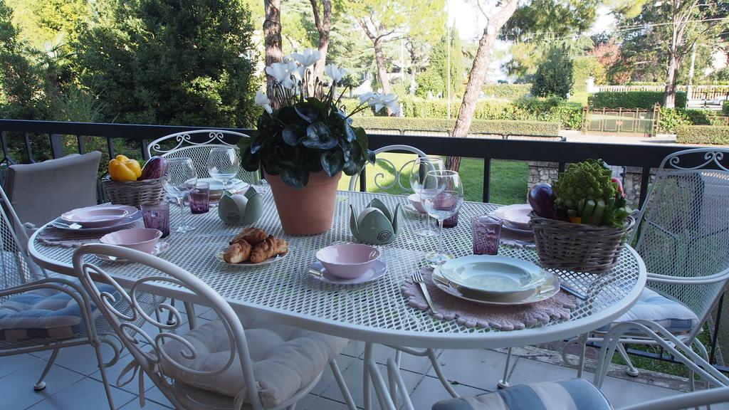 Appartement Provenzale à Desenzano del Garda Chambre photo