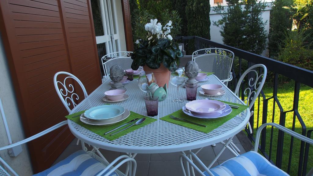 Appartement Provenzale à Desenzano del Garda Chambre photo